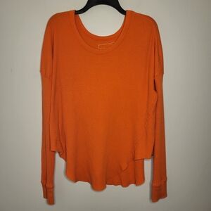 We The Free Women's Size MED Orange Long Sleeve Waffle Knit Top Exposed Seams
